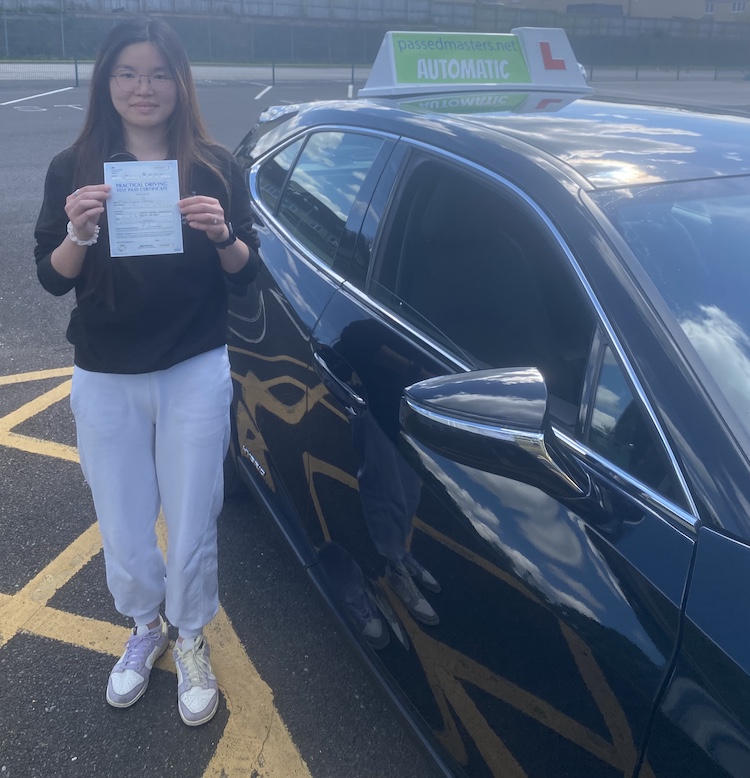 Luyau zhang of Baildon passed her practical driving test with Passed Masters Driving School